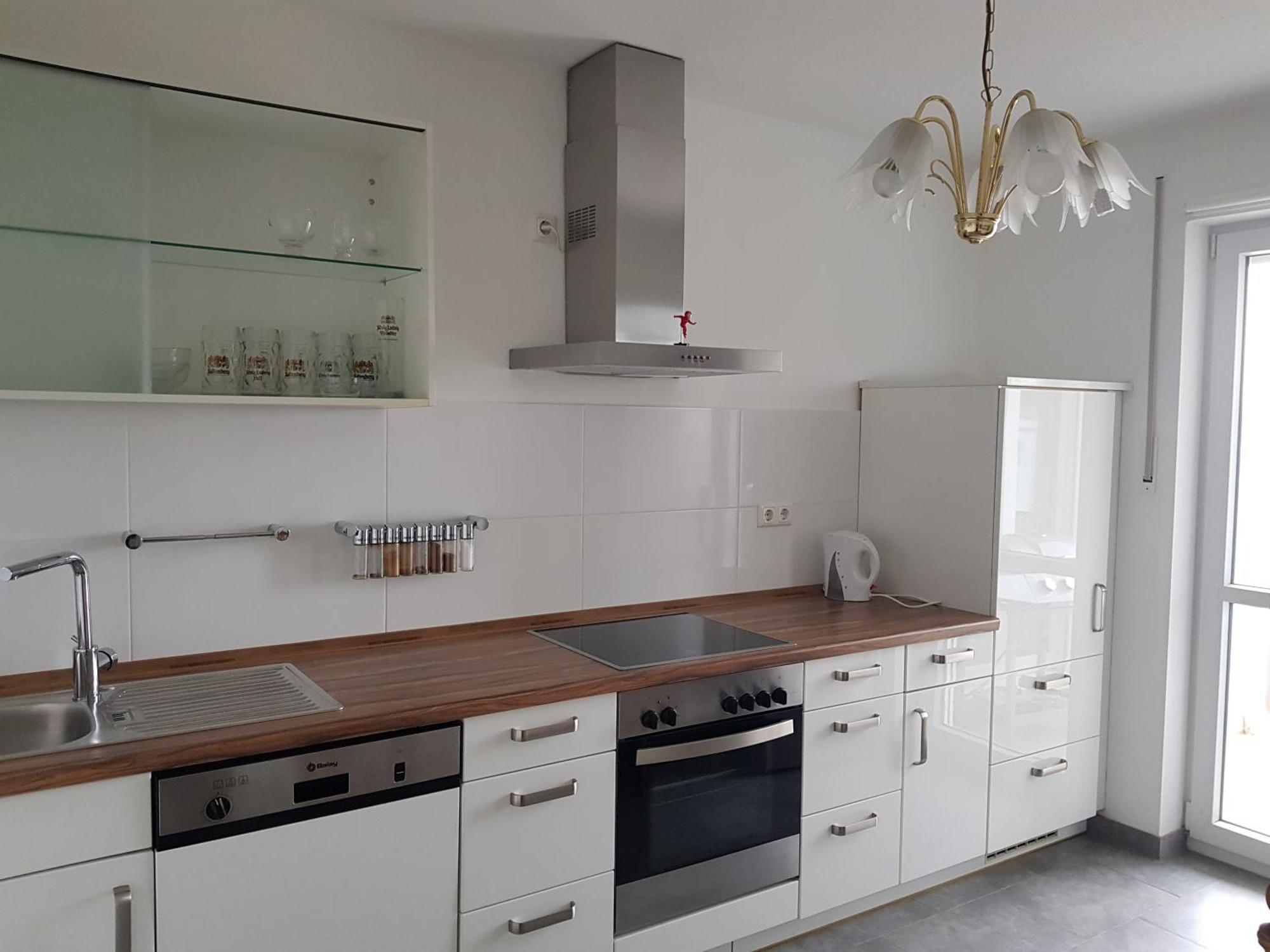 Grosse Ferienwohnung In Augsburg Mit Balkon Bagian luar foto